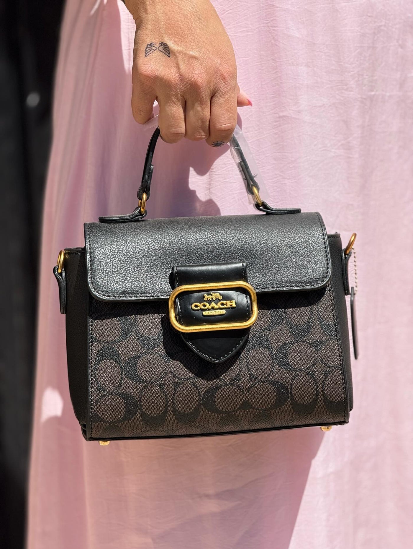 Siyah Desenli Çanta