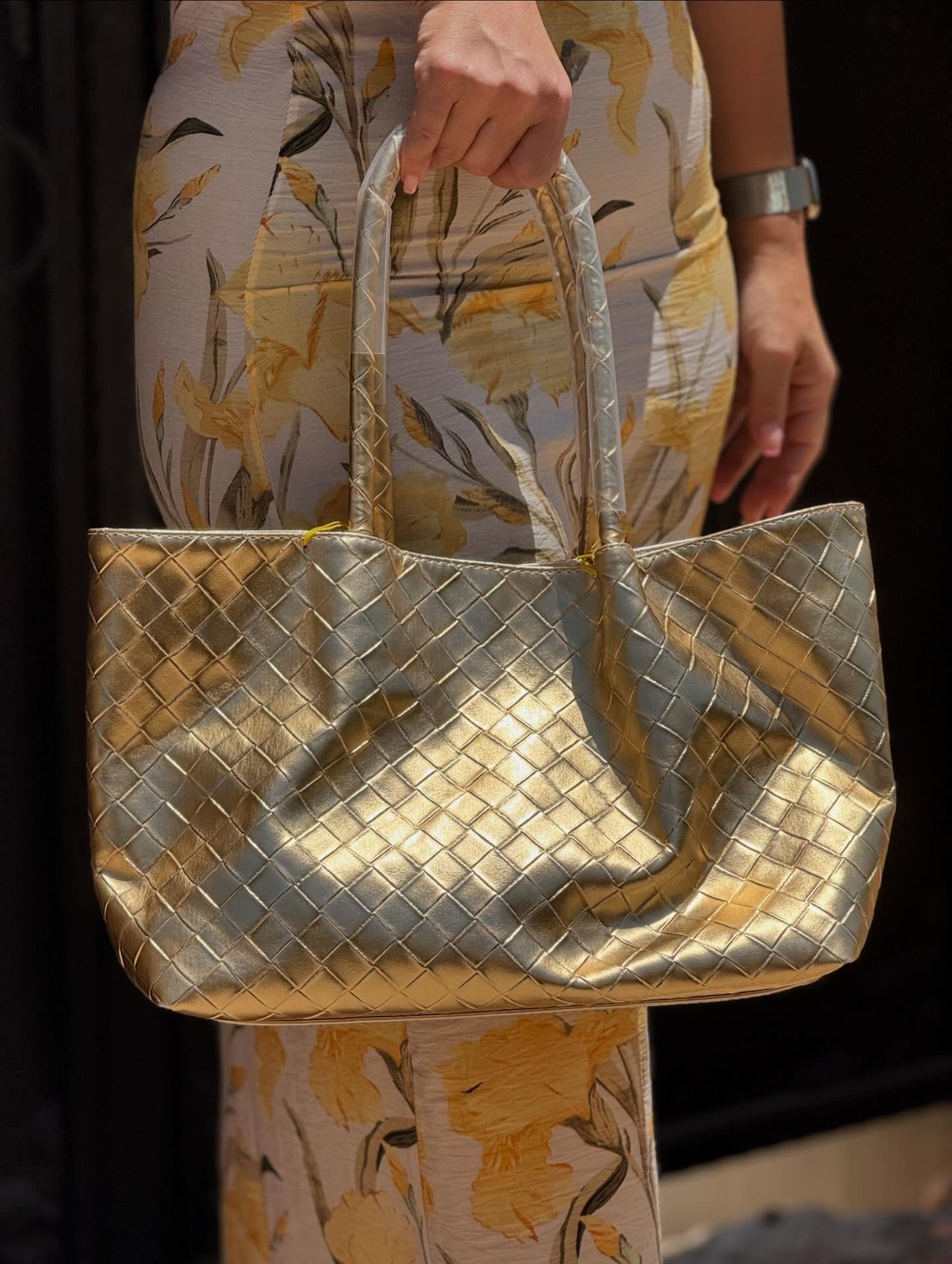 Altın Yaldızlı Çanta