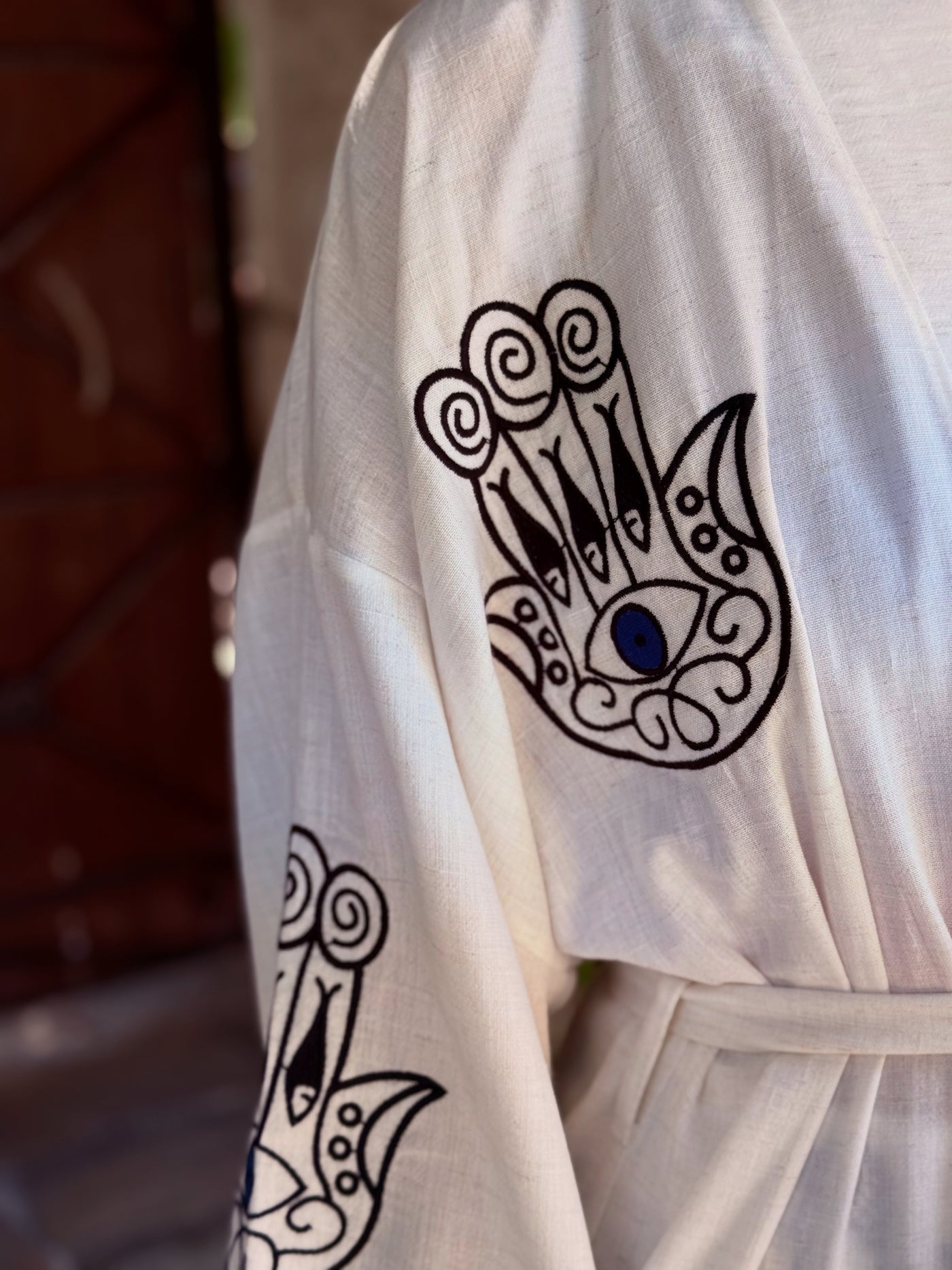 Siyah Nakış İşleme Kimono