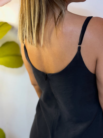 Tensel Gömlekli Siyah Elbise