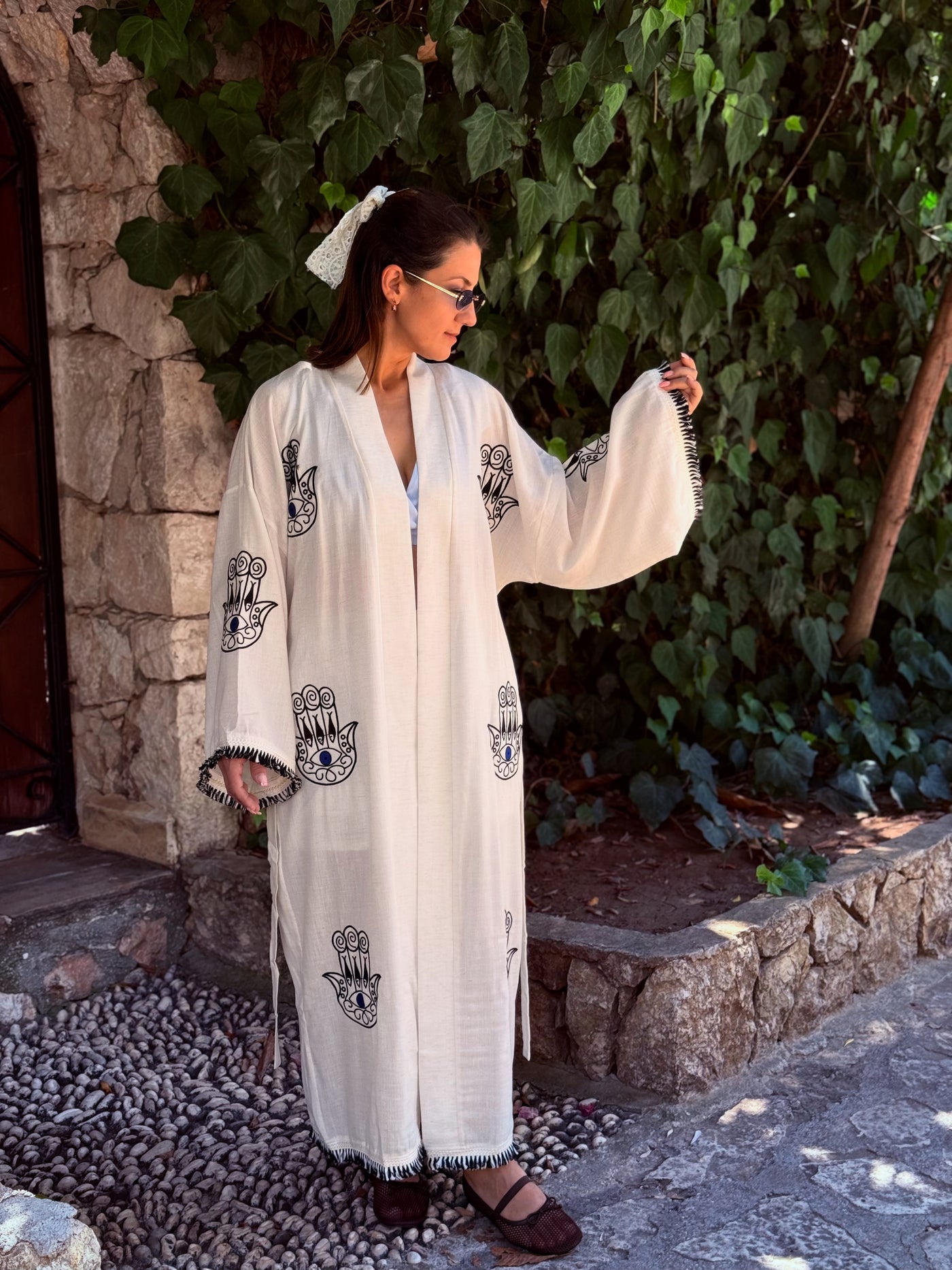 Siyah Nakış İşleme Kimono