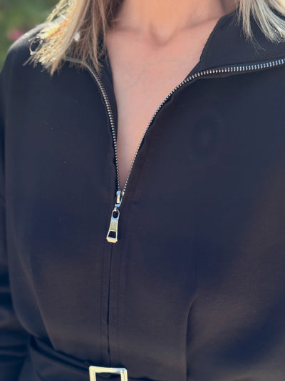 Kemerli Siyah Pantolonlu Takım