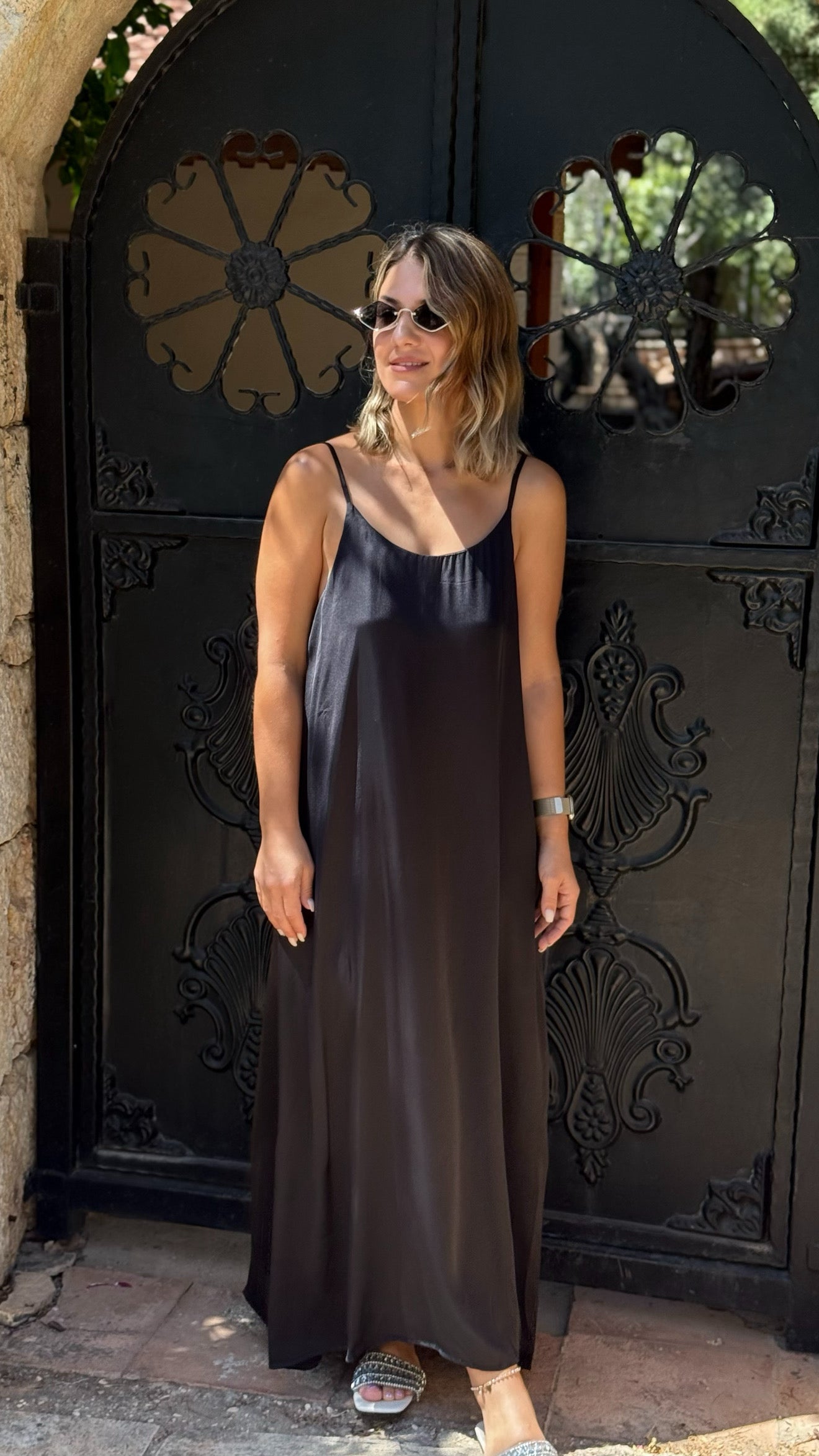 Siyah Saten Askılı Elbise