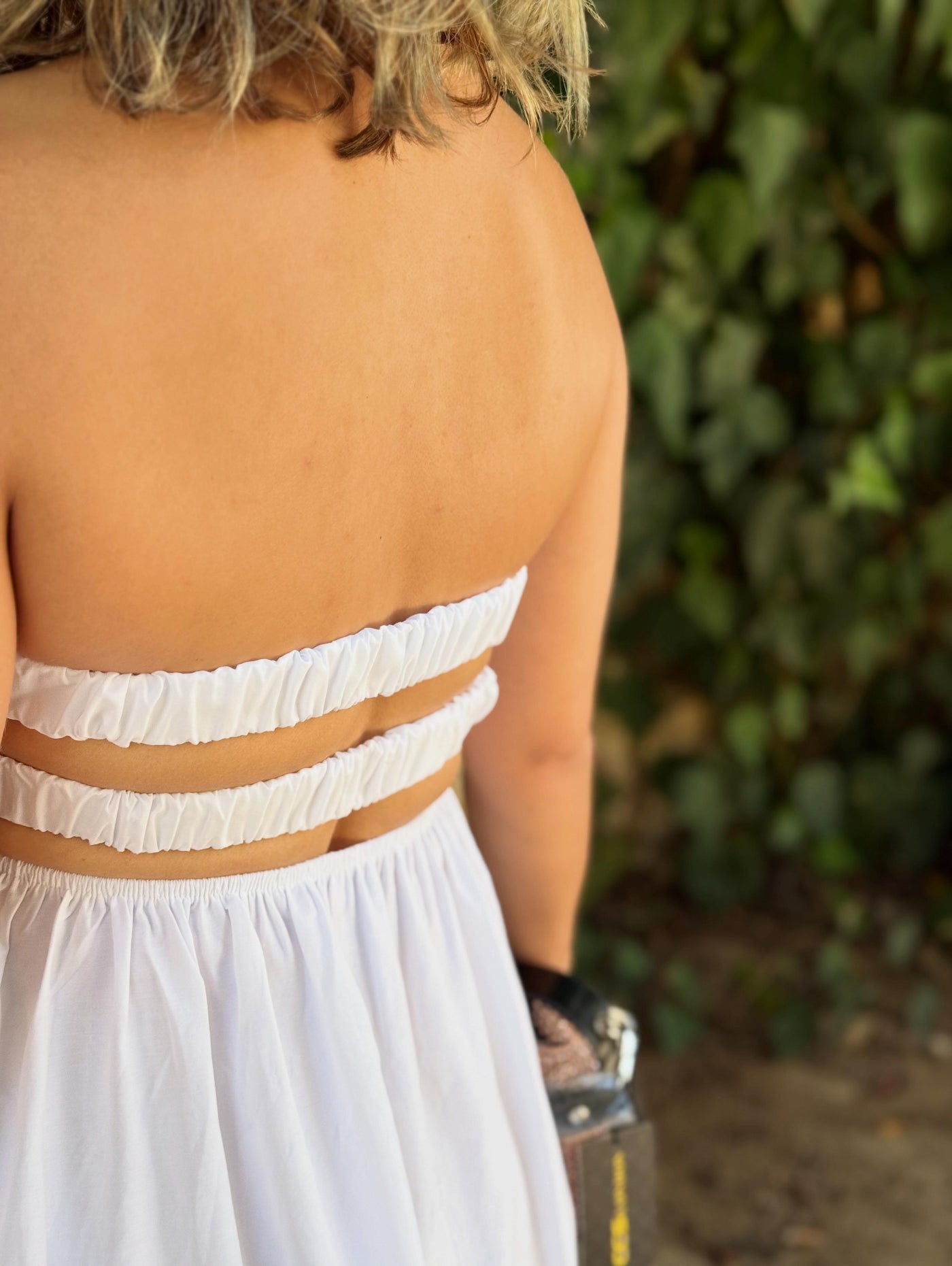 Beyaz Straplez Kısa Elbise