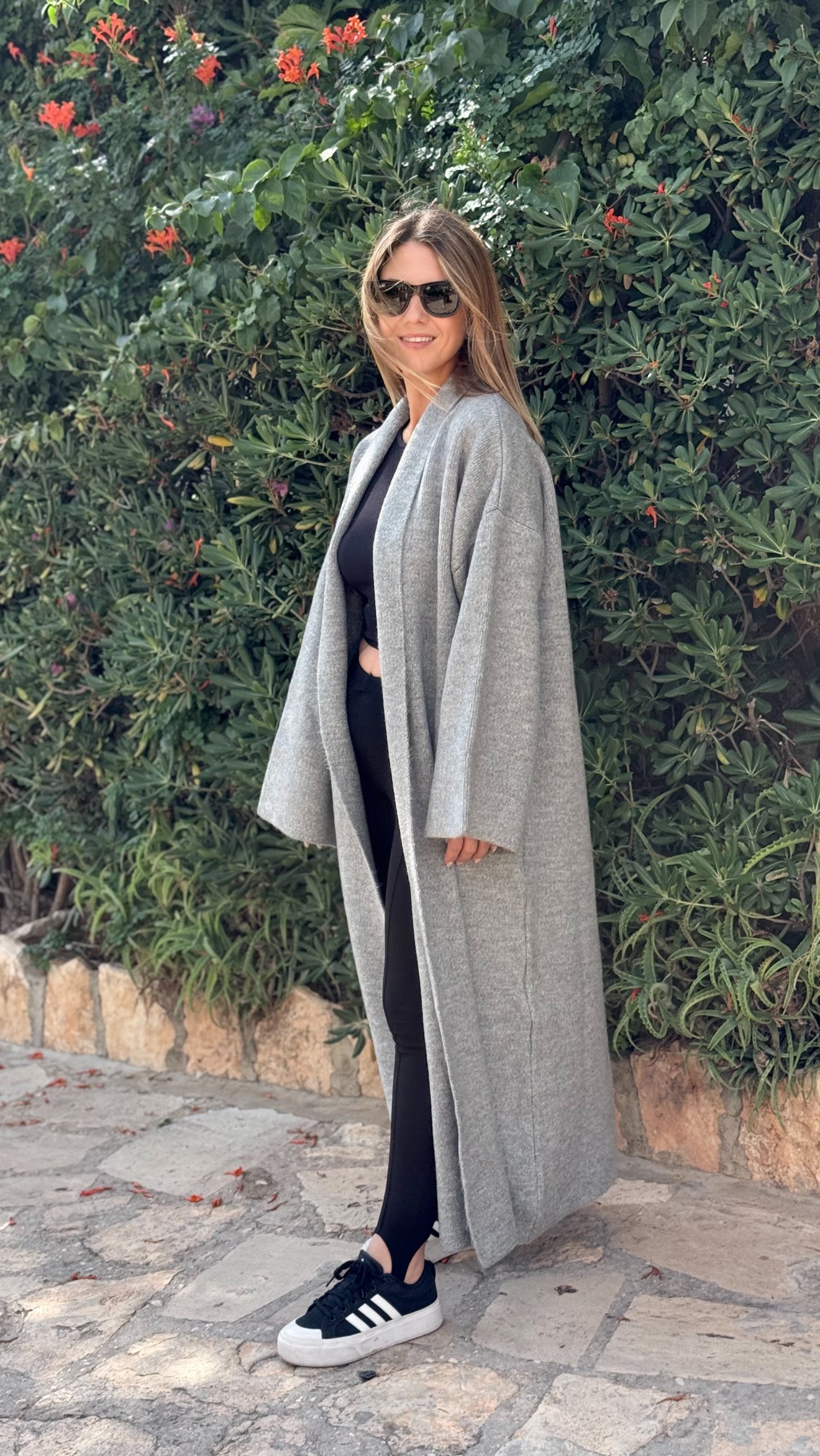 Gri Renk Uzun Hırka