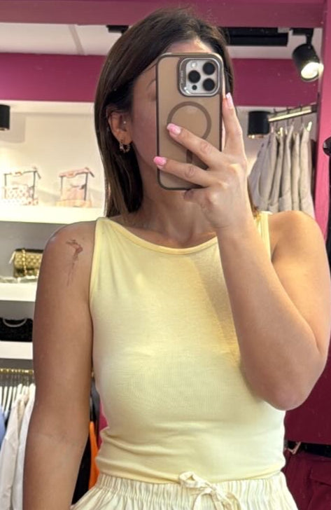 Sarı Kayık Yaka Kolsuz Body