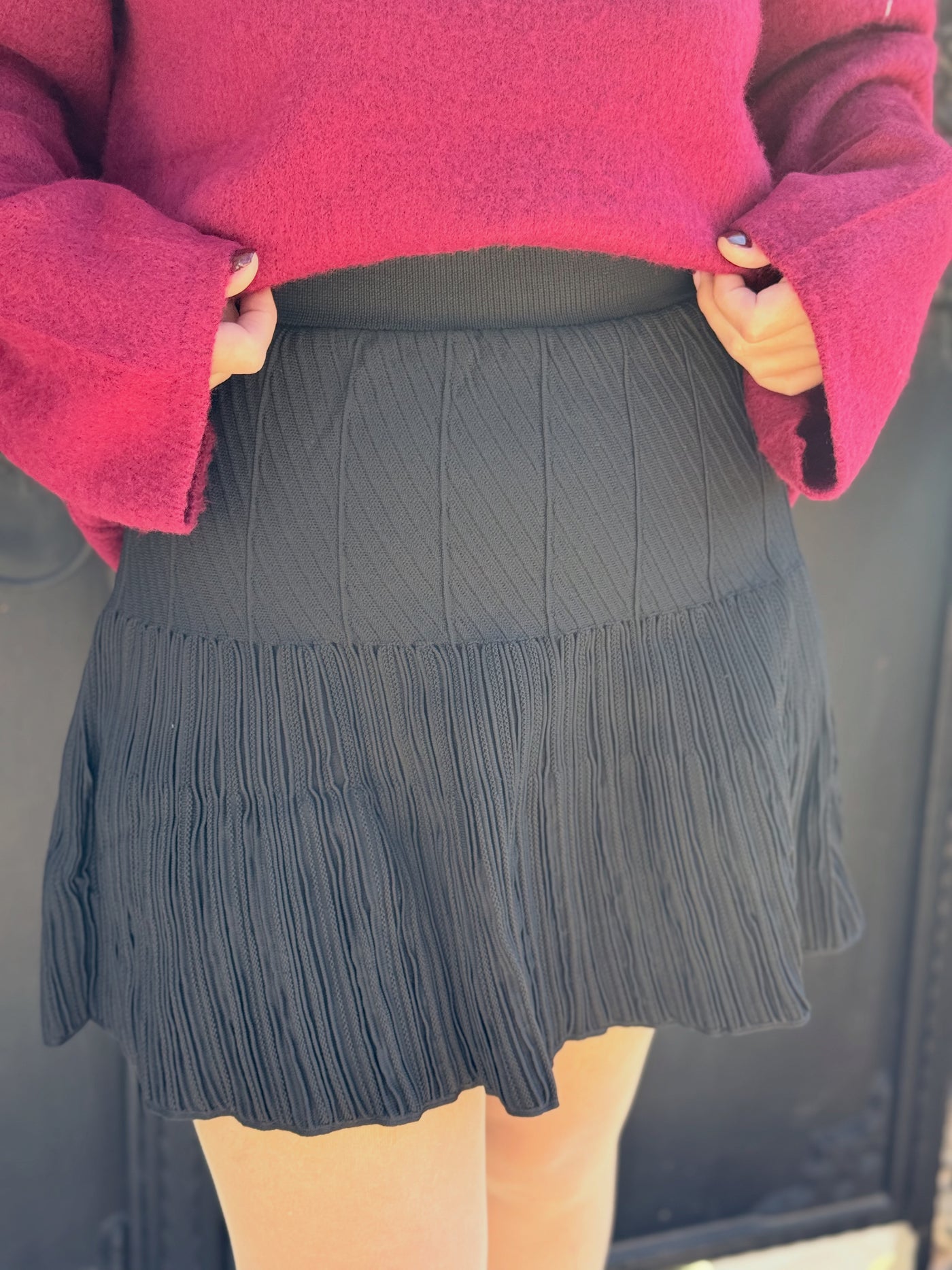 Siyah Çelik Triko Etek