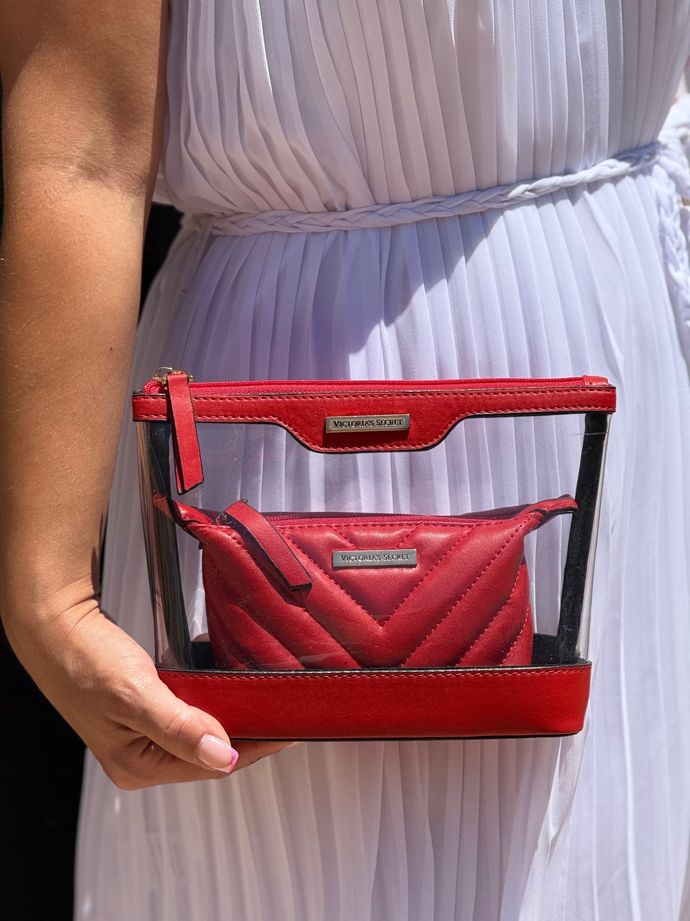 Kırmızı Makyaj Çantası