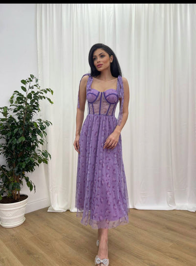 Mor Çiçek Desenli Elbise